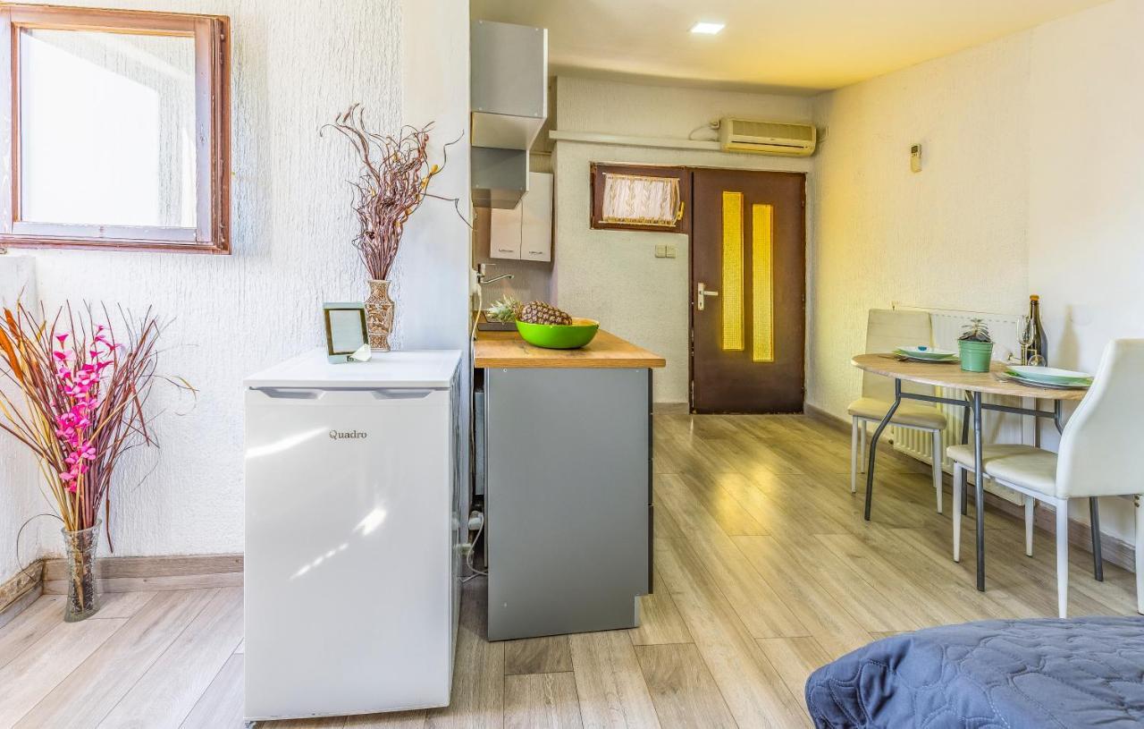 Apartments Tamara Medulin Extérieur photo